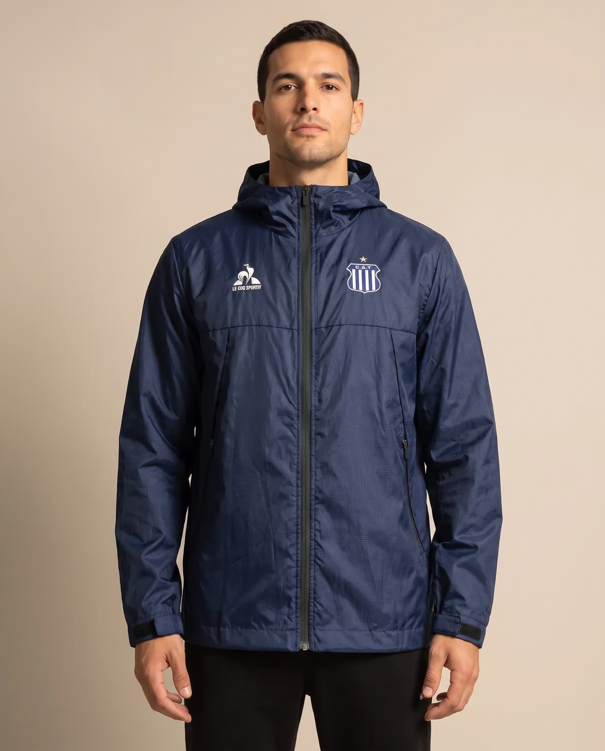 Campera / buzo · Talleres de Córdoba, fabricada por 30 Colores